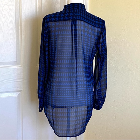Vince Camuto Blue Black Sheer Hi-Low Blouse Top XS - Picture 3 of 8